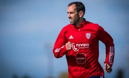 Serie A: Cagliari admitió que ya no puede pagar el sueldo de Diego Godín