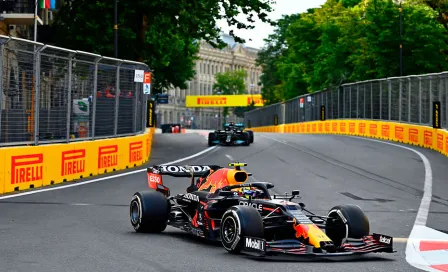 Checo Pérez ganó en el Gran Premio de Azerbaiyán tras dramático final