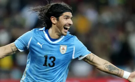 Sebastián 'Loco' Abreu anunció su retiro del futbol profesional