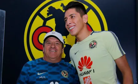 Edson Álvarez: 'Piojo Herrera me tenía borrado, estaba castigado y no sé qué hice'