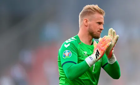 Schmeichel tras visitar a Christian Eriksen: "Fue hermoso verlo y hablar con él"