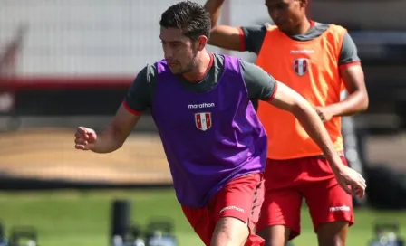 Conmebol: Santiago Ormeño, a la espera de una oportunidad con Perú ante Colombia