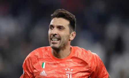 Buffon: Aficionados del Parma llaman "mercenario" al arquero italiano