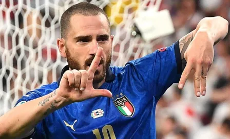 Video: Leonardo Bonucci celebró título de Eurocopa tomando refresco y cerveza