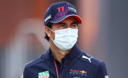 Checo Pérez, multado con 23 mil pesos por exceso de velocidad en zona de pits