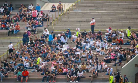 Pumas Femenil: Afición de las felinas, sin 'sana distancia' durante partido vs Necaxa