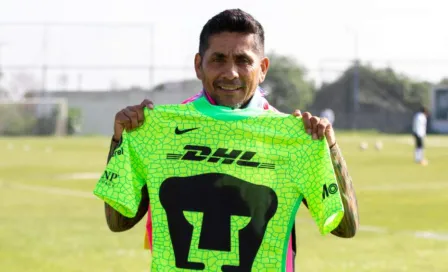 Pumas: Jorge Campos visitó La Cantera y convivió con juveniles