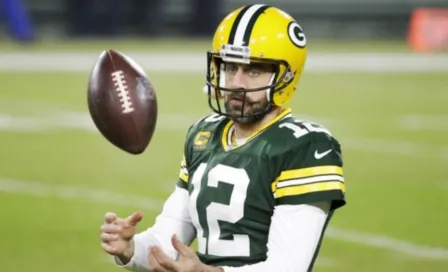 NFL: Aaron Rodgers jugaría la siguiente temporada con los Green Bay Packers