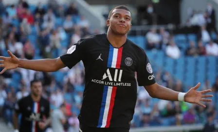 PSG: Kylian Mbappé comunicó que se queda en el club parisino, según medio español