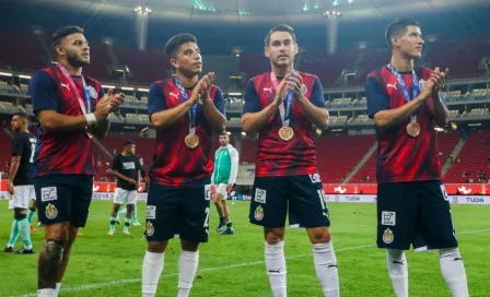 Chivas: Medallistas olímpicos fueron homenajeados previo a enfrentar a León