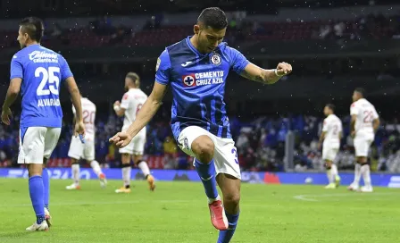 Cruz Azul: Rómulo Otero, sorprendido por la calidad de Orbelín Pineda y de Yotún