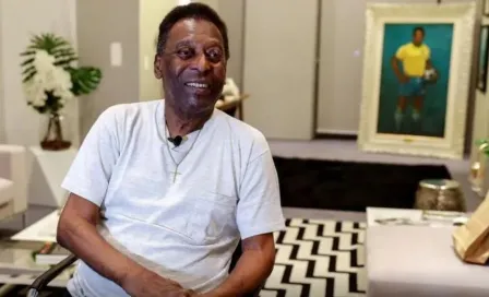 Brasil: Pelé, ingresado desde hace 6 días en un hospital tras exámenes de rutina