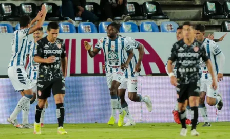 Pachuca se aferra al repechaje tras vencer por la mínima al Necaxa