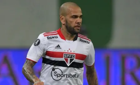 Dani Alves rechazó oferta para jugar con el Fluminense