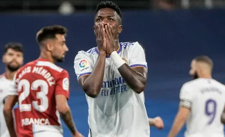 Real Madrid: Vinicius Jr tendría romance con Kenia Os