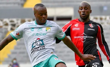 León: Barreiro jugó ante Atlas con una playera utilizada en la Final de la Leagues Cup