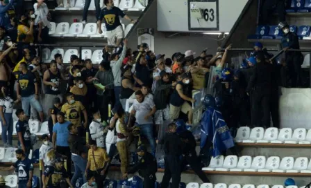 América vs Pumas: La violencia se apoderó de las tribunas del Azteca al final del partido