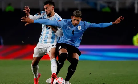 Uruguay: Ronald Araujo, baja ante Brasil por una lesión en el muslo derecho