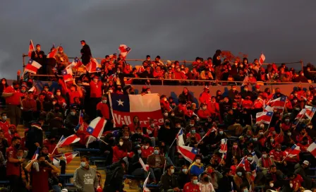 FIFA: Multó a Chile con 50 mil dólares por comportamiento discriminatorio de su afición