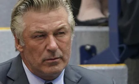 Alec Baldwin mató accidentalmente a mujer con un arma de fuego de utilería