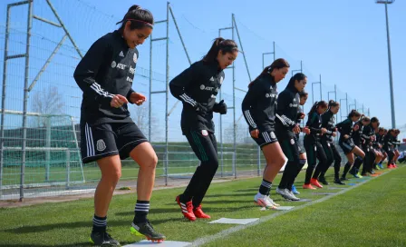 Mónica Vergara previo a juego ante Argentina: 'Estamos lejos de ser élite, nos hace falta trabajo'