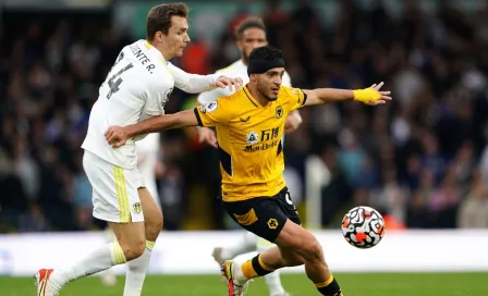 Raúl Jiménez: Leeds United rescató empate de último minuto ante Wolverhampton