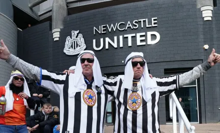 Crystal Palace: Investigan a la afición cristalera por pancarta contra el fondo saudí del Newcastle