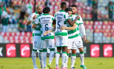 Liga MX: Santos rescató los tres puntos en su visita a Querétaro, en feria de goles