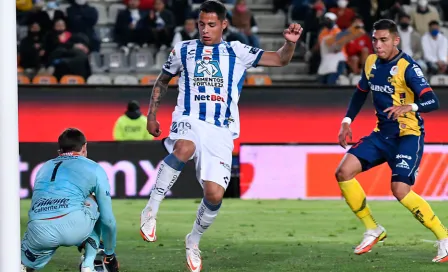 Pachuca y San Luis firman gris empate y mantienen a Chivas con esperanza de Repechaje