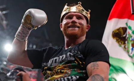 Canelo Álvarez: Cumplió y noqueó a Caleb Plant para proclamarse campeón indiscutido