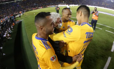 Jugadores de Tigres se 'burlaron' del Tuca por llanto tras ovación de afición: 'Quiere llorar'