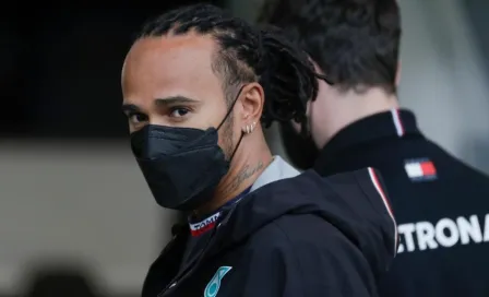 F1: Hamilton perderá cinco puestos en parrilla al cambiar cámara de combustión