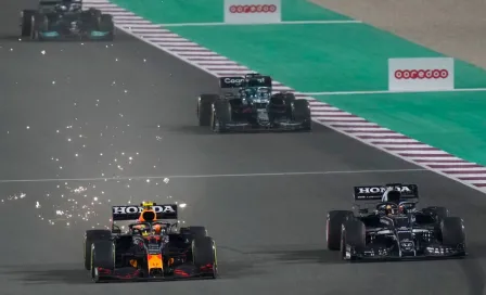 Checo Pérez terminó cuarto en el GP de Qatar; Hamilton, primero