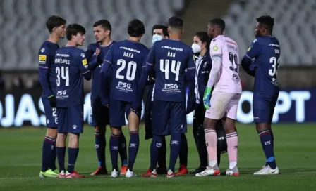 Belenenses enfrentó al Benfica con nueves jugadores por brote de Covid-19