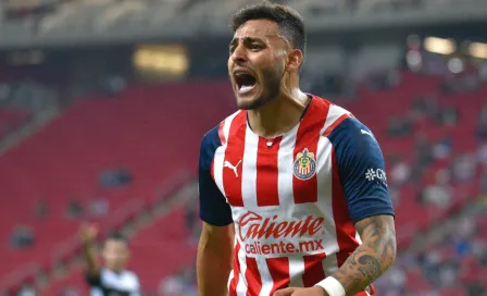 Chivas: Ya renovó a Mier; Alexis Vega ya está en pláticas con la directiva