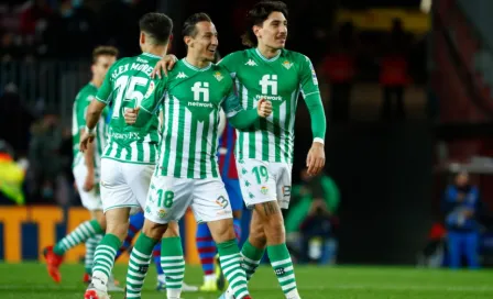 Guardado y Lainez: Betis propinó primera derrota de Xavi con el Barça