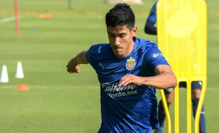 Chivas: Uriel Antuna y Alejandro Mayorga, llamados a iniciar pretemporada