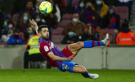 Barcelona: Jordi Alba recibió el alta médica y podrá jugar contra Elche