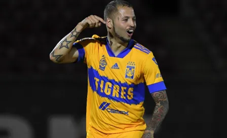 Tigres: Diente López se vistió de Santa Claus para desear Feliz Navidad a los incomparables