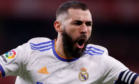 Karim Benzema sorprendió con lujoso avión en el inicio de sus vacaciones