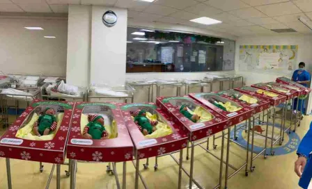 Hospital de Monterrey disfrazó a los recién nacidos como duendes navideños