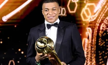 Kylian Mbappé, premiado como Mejor Jugador del Mundo en Globe Soccer Awards