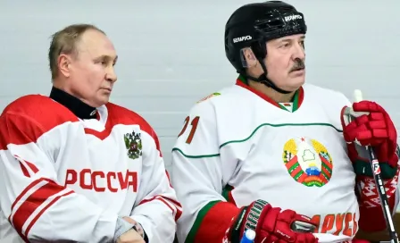 Vladimir Putin y Alexander Lukashenko jugaron hockey sobre hielo