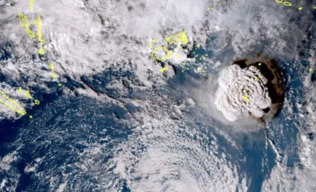 Erupción de volcán submarino en las Islas Tonga llegó hasta Colima