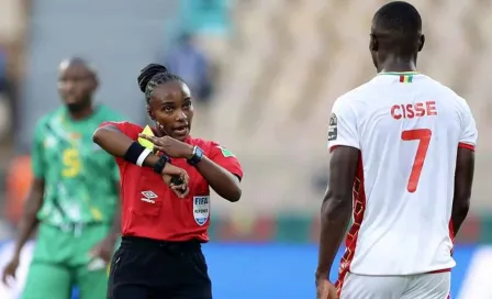 Salima Rhadia: Primera mujer en arbitrar un partido de la Copa Africana de Naciones