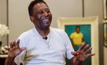 Pelé regresó al hospital para recibir quimioterapias