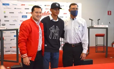 MLB: Christian Zazueta Jr. firmó con los Yankees de Nueva York