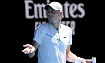 Shapovalov tras derrota ante Nadal: 'No solo juegas contra él, también compites contra el juez árbitro'