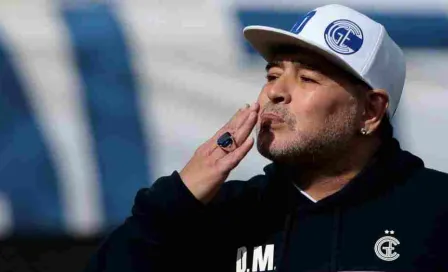 Maradona: Mujer se tatuó el DNI de Diego; su hija menor le respondió