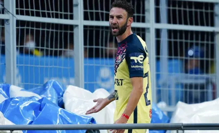 Layún ofreció disculpas por 'explotar' contra árbitros: 'No es el ejemplo que quiero mostrar'